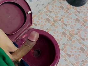Masturbate in a street food shop toilet in Bangkok, Thailand