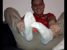 Big feet worship and socks fetish in gay feet video